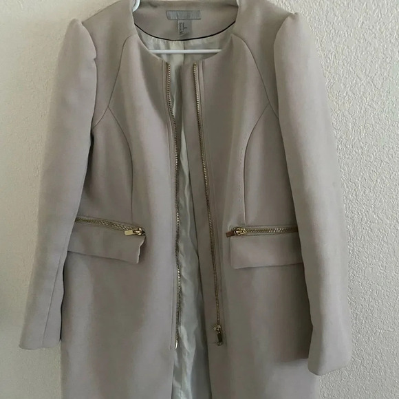 FLASH SALE!! GORGEOUS HM blush jacket - Picture 1 of 8